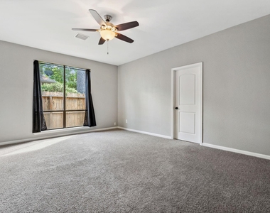 3202 Breezy Pines Court - Photo Thumbnail 11