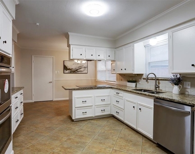 4327 Wigton Drive - Photo Thumbnail 4