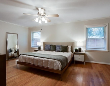 4327 Wigton Drive - Photo Thumbnail 9