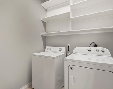 822 Stuart Street - Photo Thumbnail 17