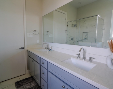 615 Northew Street - Photo Thumbnail 23