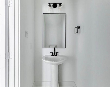 2206 Dolly Wright Street - Photo Thumbnail 7