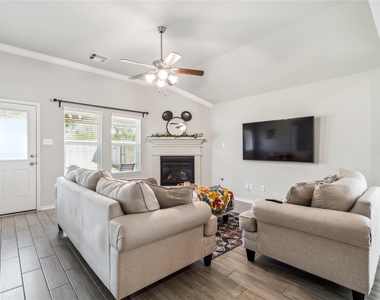 32622 Harvest Valley Drive - Photo Thumbnail 6