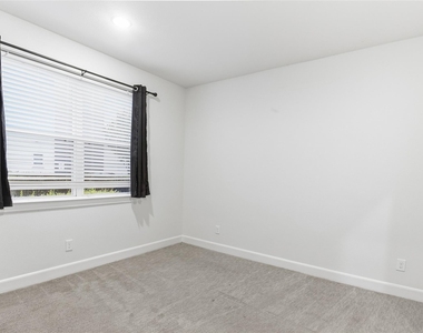 2733 Eado Edge Court - Photo Thumbnail 18