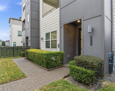 2733 Eado Edge Court - Photo Thumbnail 1