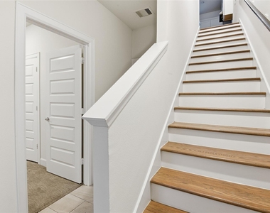 2733 Eado Edge Court - Photo Thumbnail 4