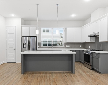 2733 Eado Edge Court - Photo Thumbnail 10