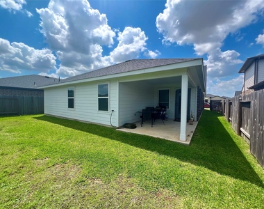 3315 Dagostino Creek Drive - Photo Thumbnail 20