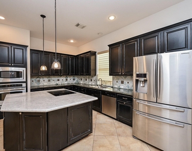 7431 Baldwin Crossing - Photo Thumbnail 11
