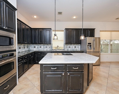 7431 Baldwin Crossing - Photo Thumbnail 10