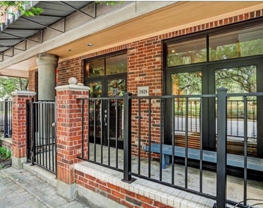 1618 Elgin Street - Photo Thumbnail 16