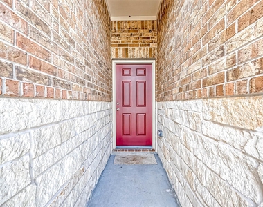 2611 Westward Hill Drive - Photo Thumbnail 6