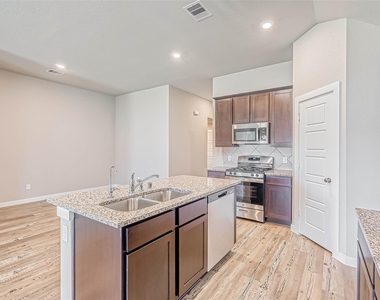 2611 Westward Hill Drive - Photo Thumbnail 15