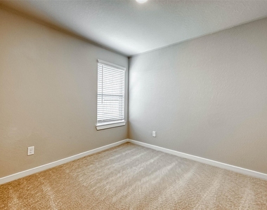2611 Westward Hill Drive - Photo Thumbnail 24