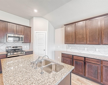 2611 Westward Hill Drive - Photo Thumbnail 14