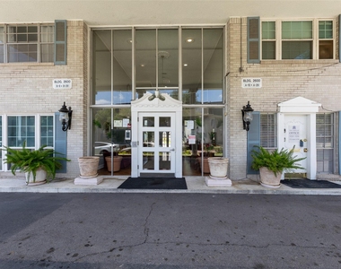 2600 Bellefontaine Street - Photo Thumbnail 12
