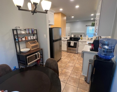 2414 Longview Street - Photo Thumbnail 7
