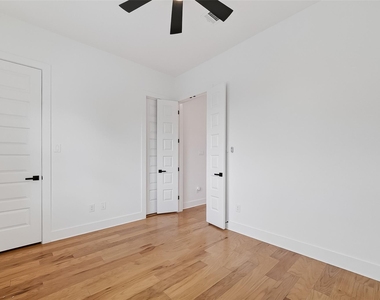 1936 Laverne Street - Photo Thumbnail 18