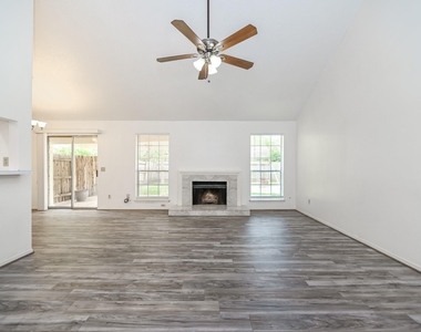 4511 Alamo Avenue - Photo Thumbnail 1
