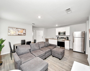 9027 Madera Road - Photo Thumbnail 1