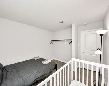 9027 Madera Road - Photo Thumbnail 29