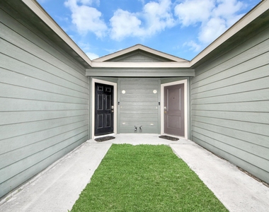 9027 Madera Road - Photo Thumbnail 44