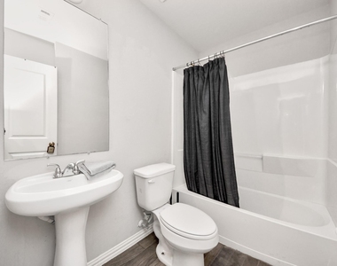 9027 Madera Road - Photo Thumbnail 36