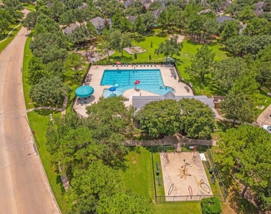18334 Fair Grange Lane - Photo Thumbnail 33
