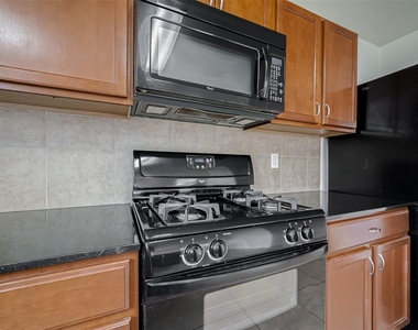 18334 Fair Grange Lane - Photo Thumbnail 19