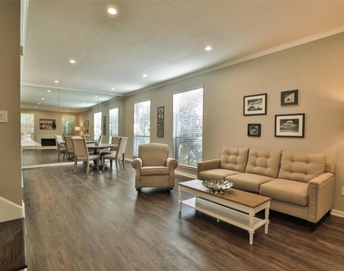 1201 Mcduffie Street - Photo Thumbnail 8
