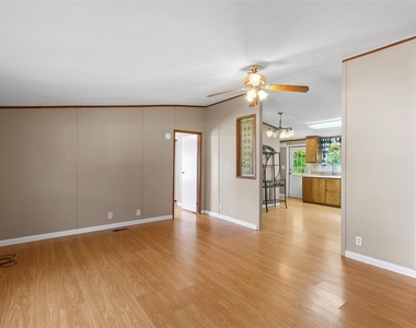 16561 Desert Star Drive - Photo Thumbnail 4