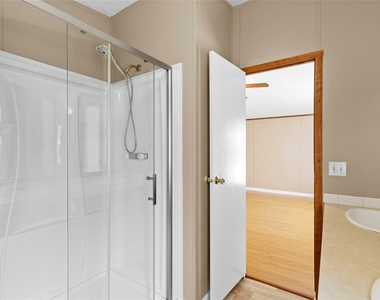 16561 Desert Star Drive - Photo Thumbnail 12
