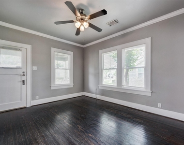 109 E 23rd Street - Photo Thumbnail 10