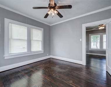 109 E 23rd Street - Photo Thumbnail 5