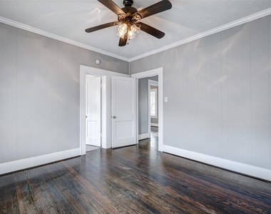 109 E 23rd Street - Photo Thumbnail 15