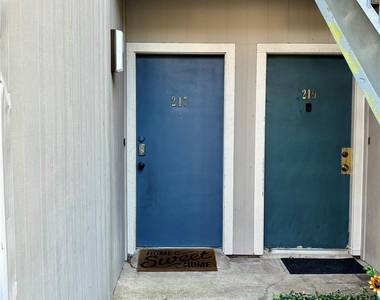7950 N Stadium Drive - Photo Thumbnail 10