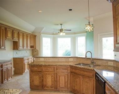 2032 Cork Street - Photo Thumbnail 5