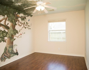 2032 Cork Street - Photo Thumbnail 15