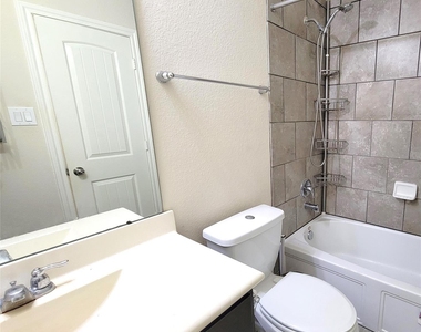 14030 Embry Stone Lane - Photo Thumbnail 7