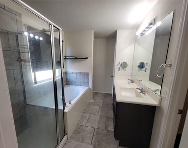 14030 Embry Stone Lane - Photo Thumbnail 13