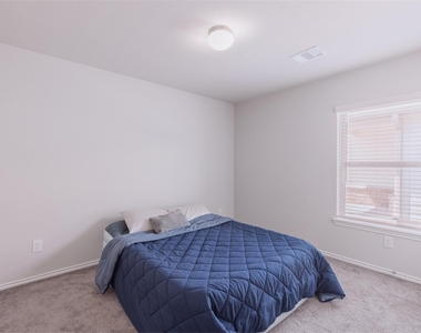 20906 Twining Rose Lane - Photo Thumbnail 13