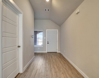 6419 Purple Wreath Way - Photo Thumbnail 3