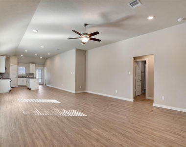 6419 Purple Wreath Way - Photo Thumbnail 5