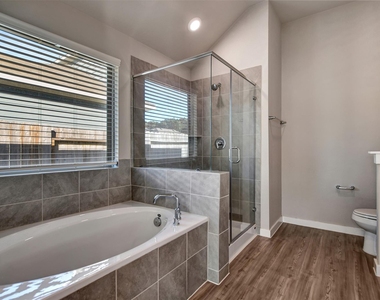 6419 Purple Wreath Way - Photo Thumbnail 24