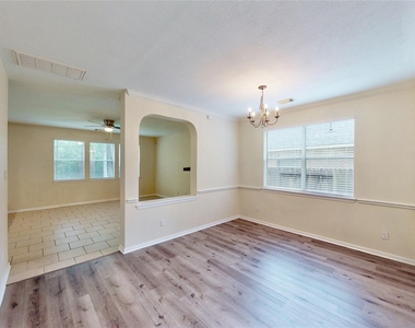 14527 Eastern Redbud Lane - Photo Thumbnail 9