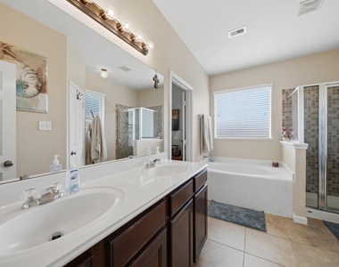 4462 Gerona Street - Photo Thumbnail 28