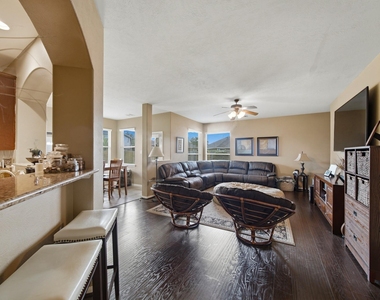 4462 Gerona Street - Photo Thumbnail 11