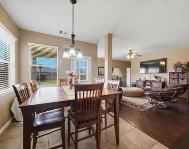 4462 Gerona Street - Photo Thumbnail 17
