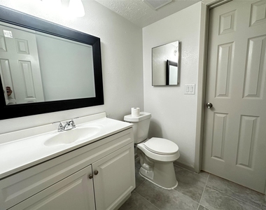 7718 Mosewood Street - Photo Thumbnail 10