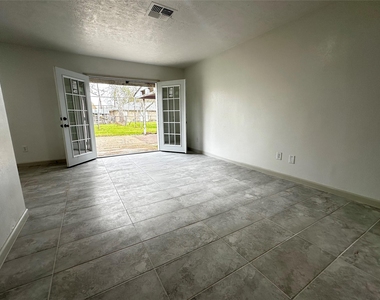 7718 Mosewood Street - Photo Thumbnail 5